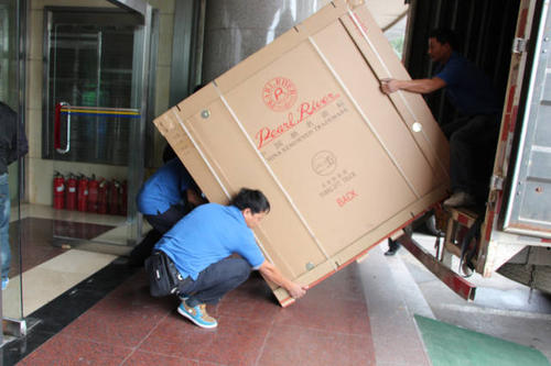 邛崃钢琴贵重工艺品无忧运
